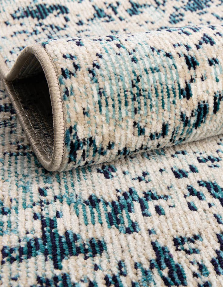 Detail image of  2' x 6' Amulet Runner Rug