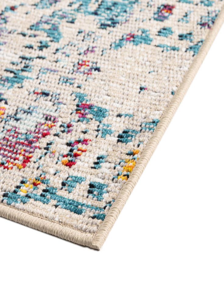 Detail image of  2' x 6' Amulet Runner Rug