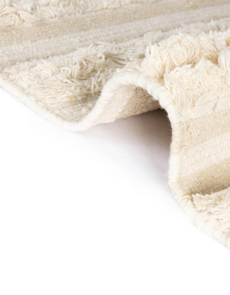 Detail image of  2' 2 x 8' 2  Hand Woven Arizona Wool Runner Rug