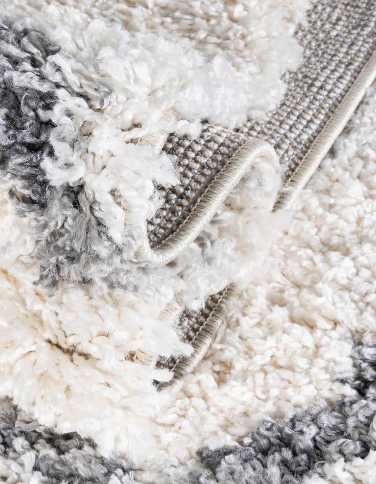 Detail image of  2' 7 x 8' 2 Athena Shag Runner Rug