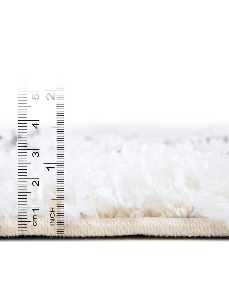 Detail image of  2' 2 x 6' Athena Shag Runner Rug