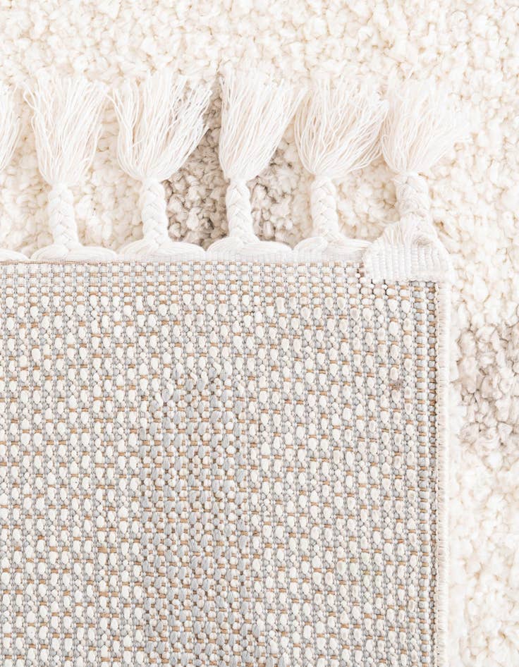 Detail image of  2' 2 x 6' Athena Shag Runner Rug