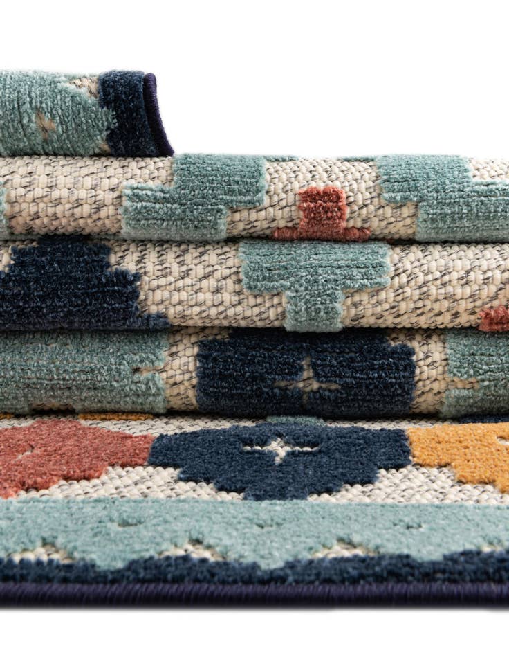 Detail image of  2' x 6'  Washable Belize Indoor / Outdoor Runner Rug