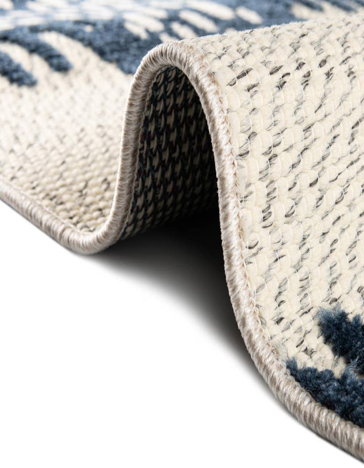 Detail image of  2' x 6'  Washable Belize Indoor / Outdoor Runner Rug