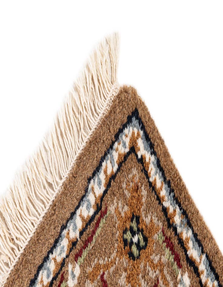 Detail image of  2' 5 x 4' 10  Hand Knotted Bidjar Wool Runner Rug