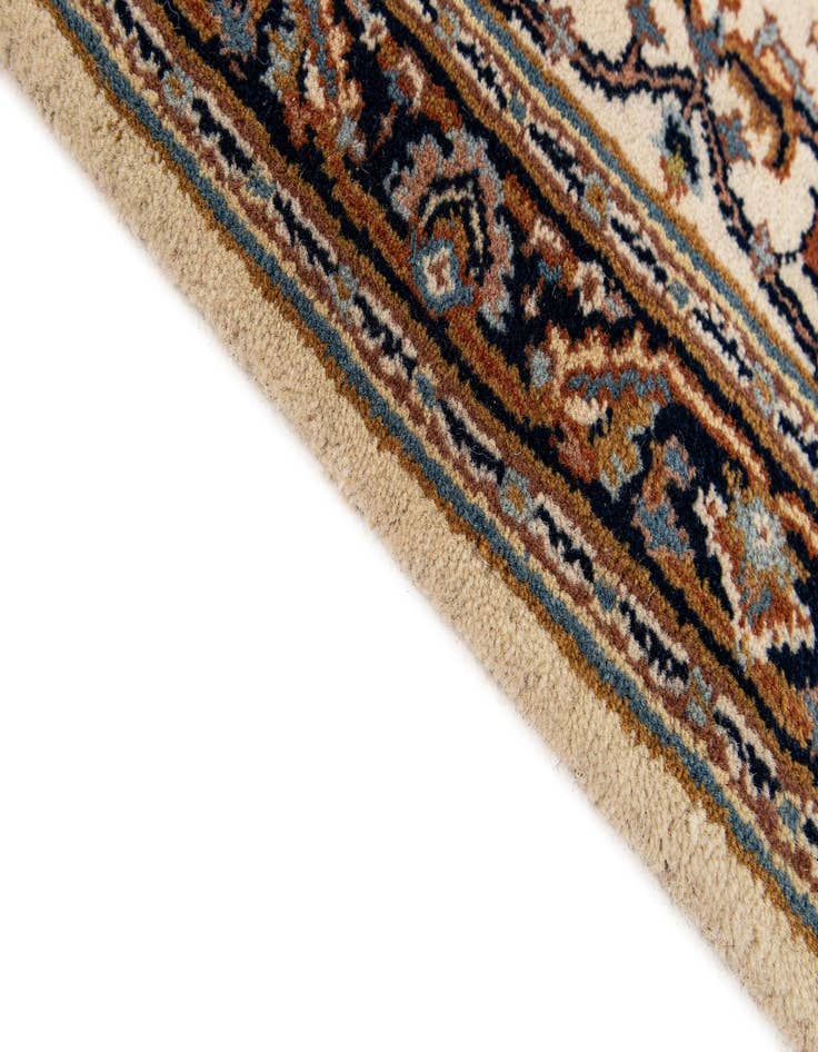 Detail image of  2' 9 x 10' 4  Hand Knotted Bidjar Wool Runner Rug