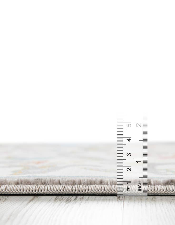 Detail image of  2' 7 x 10' Blossom Runner Rug