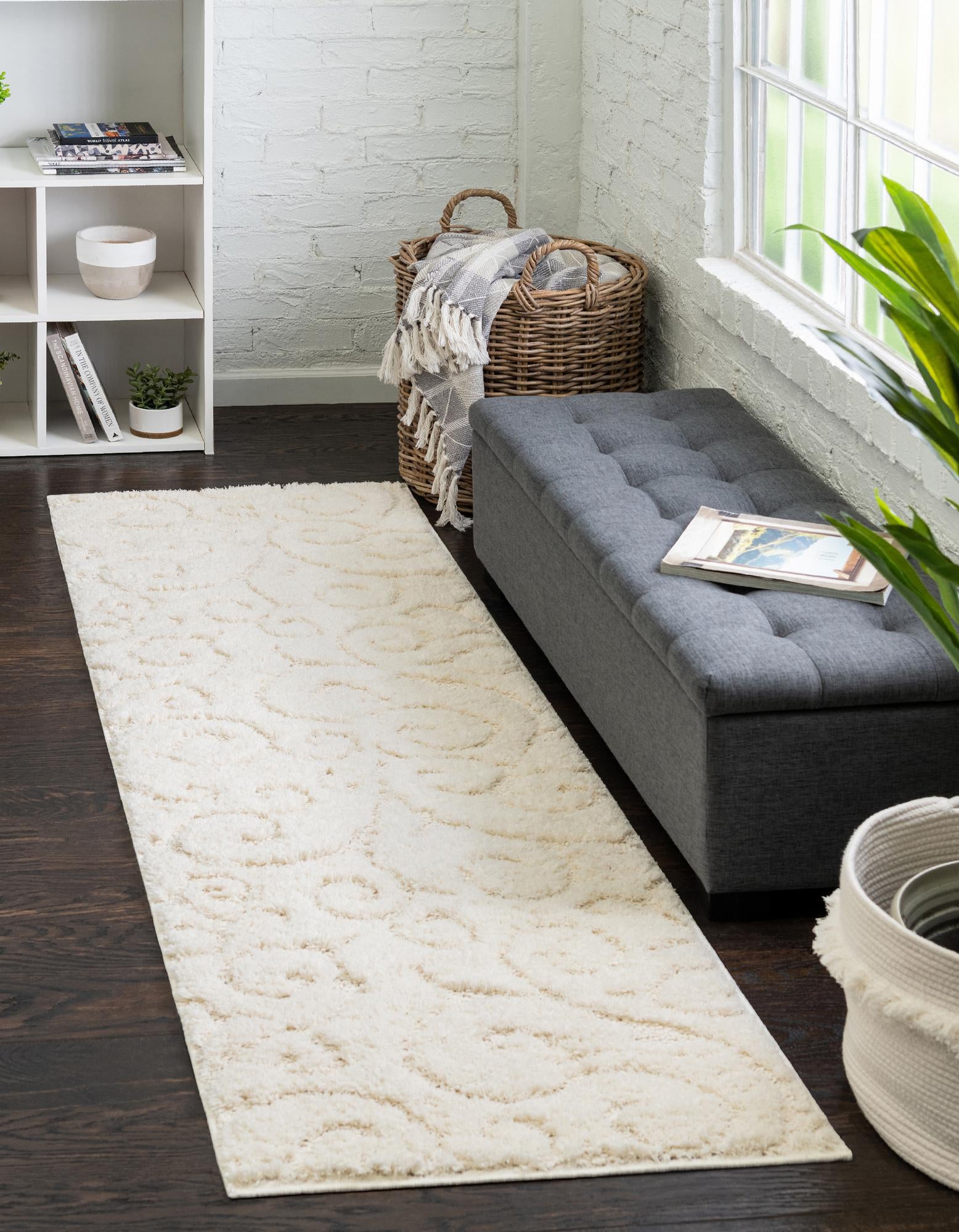  2' x 6' 9 Botanical Shag Runner Rug