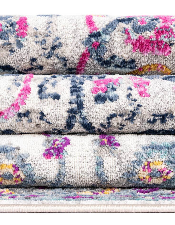 Detail image of  2' x 6' Budapest Runner Rug