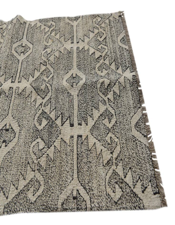 Detail image of  2' 6 x 8' 2  Hand Woven Darya Wool Runner Rug