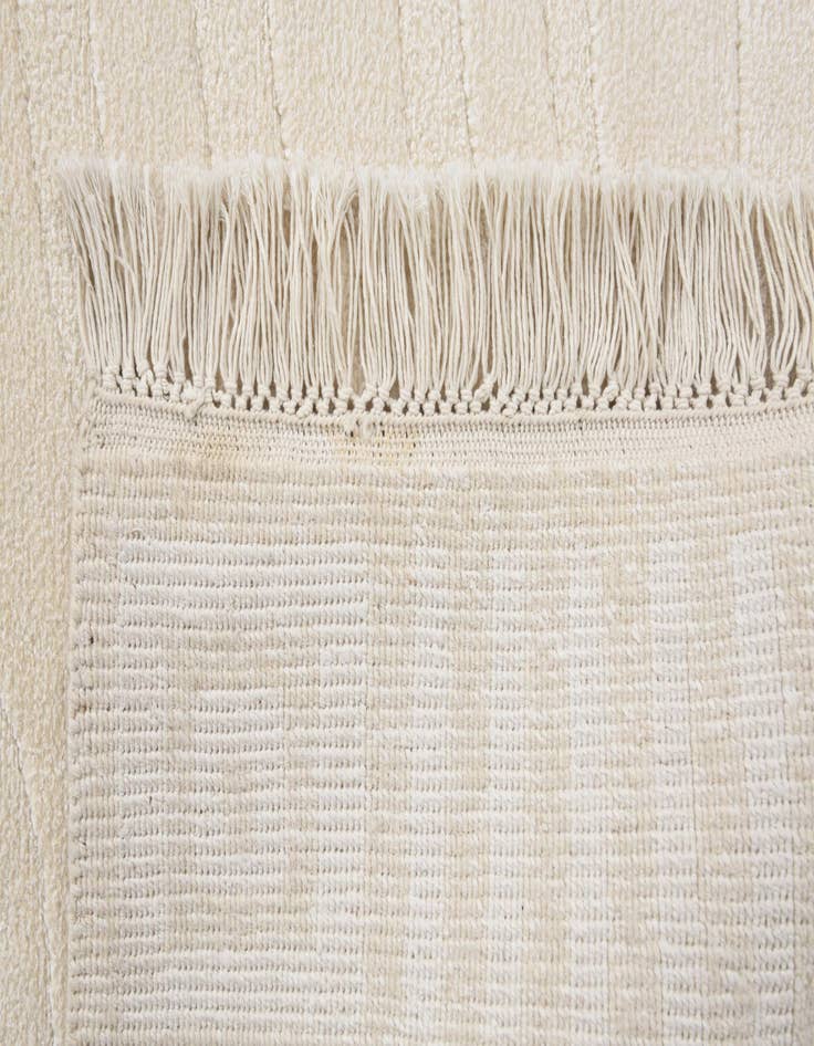 Detail image of  2' 9 x 10'  Hand Knotted Darya Wool Runner Rug