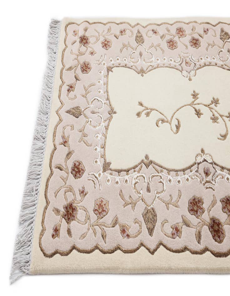 Detail image of  2' 9 x 9' 9  Hand Knotted Darya Wool Runner Rug