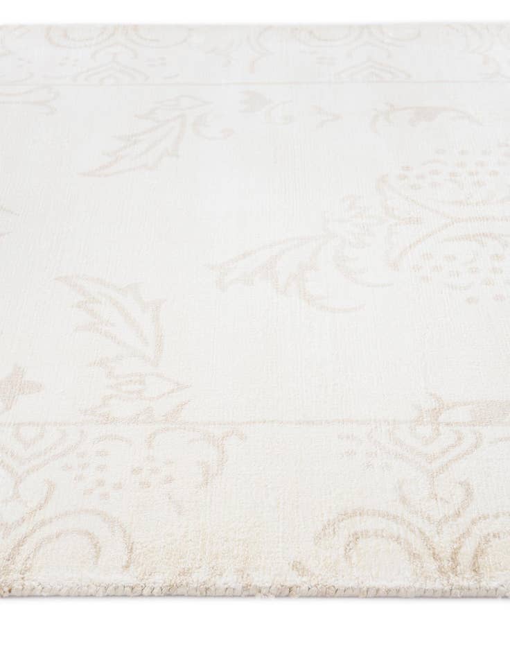 Detail image of  2' 8 x 9' 11  Hand Knotted Darya Wool Runner Rug