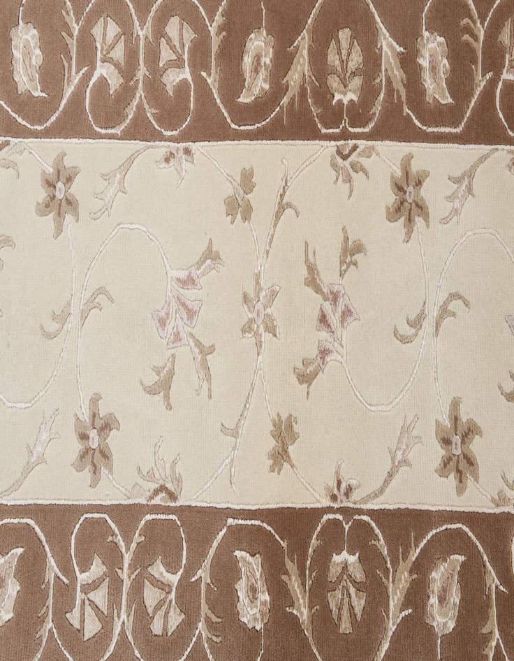 Detail image of  2' 7 x 9' 9  Hand Knotted Darya Wool Runner Rug