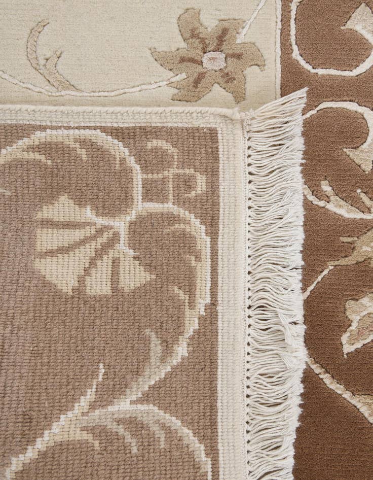 Detail image of  2' 7 x 9' 9  Hand Knotted Darya Wool Runner Rug