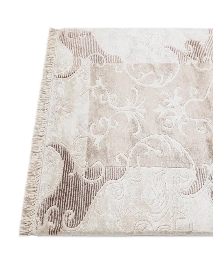 Detail image of  2' 9 x 9' 4  Hand Knotted Darya Wool Runner Rug