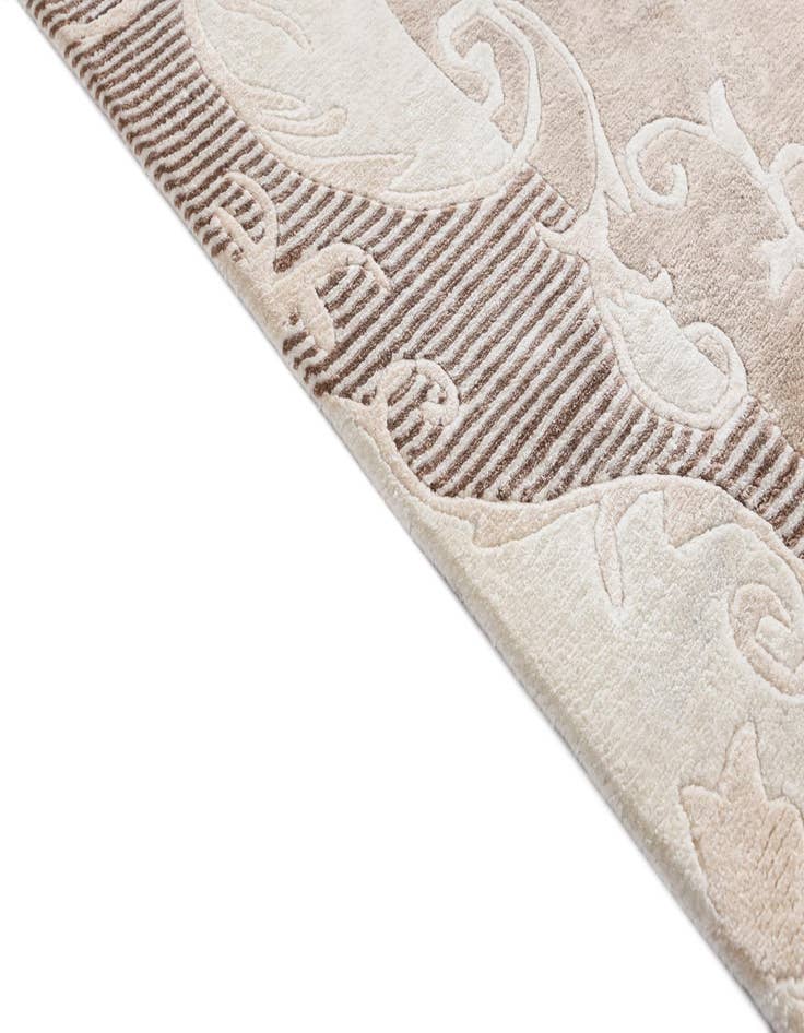 Detail image of  2' 9 x 9' 4  Hand Knotted Darya Wool Runner Rug