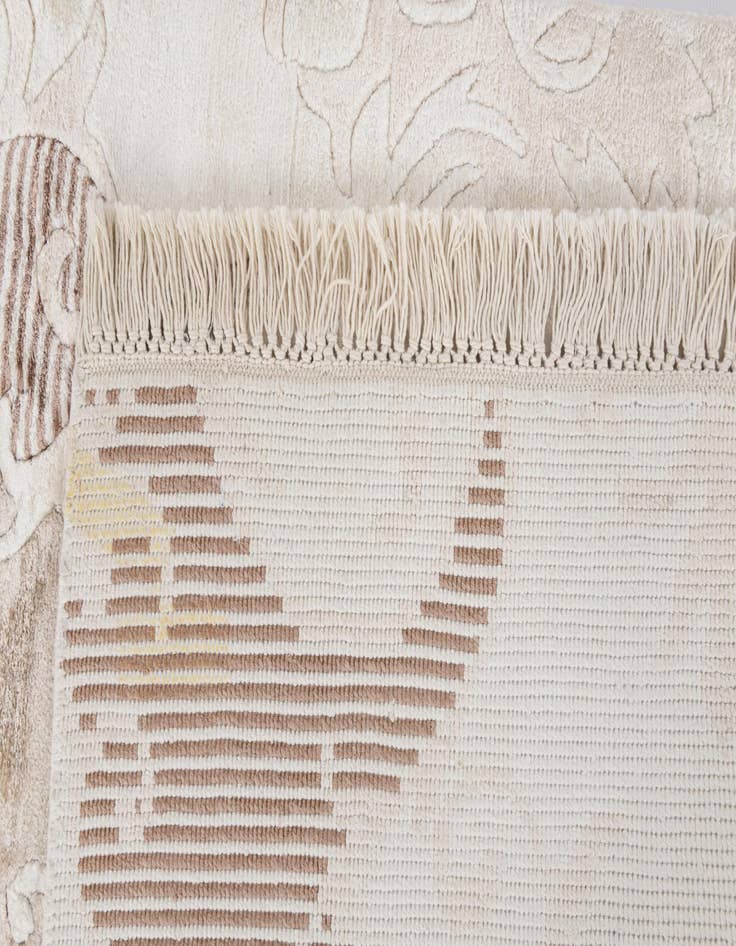 Detail image of  2' 9 x 9' 4  Hand Knotted Darya Wool Runner Rug