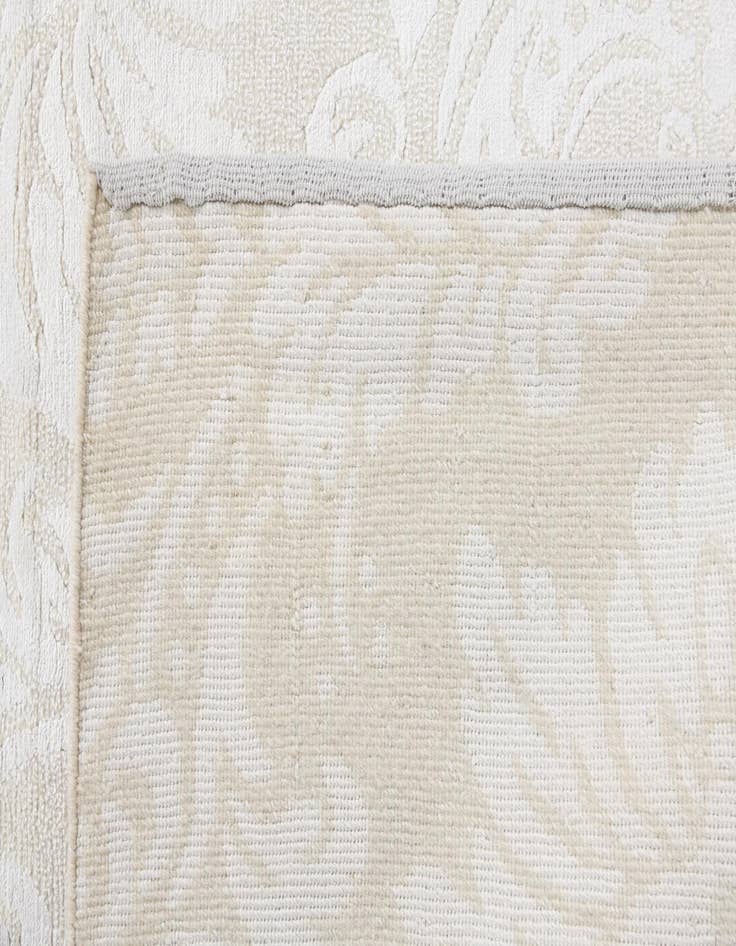 Detail image of  2' 10 x 9' 10  Hand Knotted Darya Wool Runner Rug