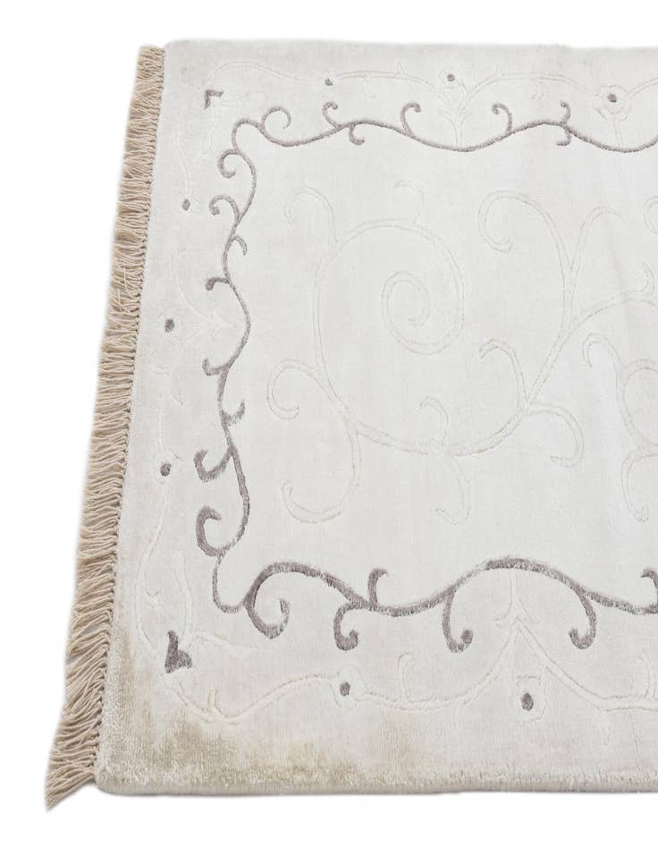 Detail image of  2' 8 x 9' 9  Hand Knotted Darya Wool Runner Rug