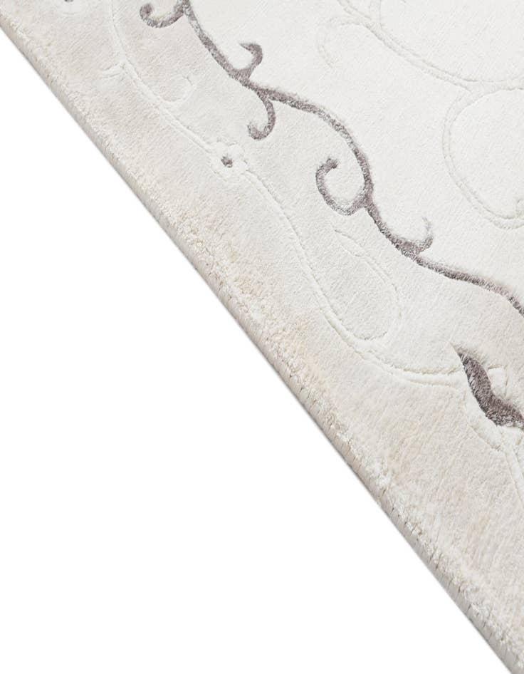 Detail image of  2' 8 x 9' 9  Hand Knotted Darya Wool Runner Rug