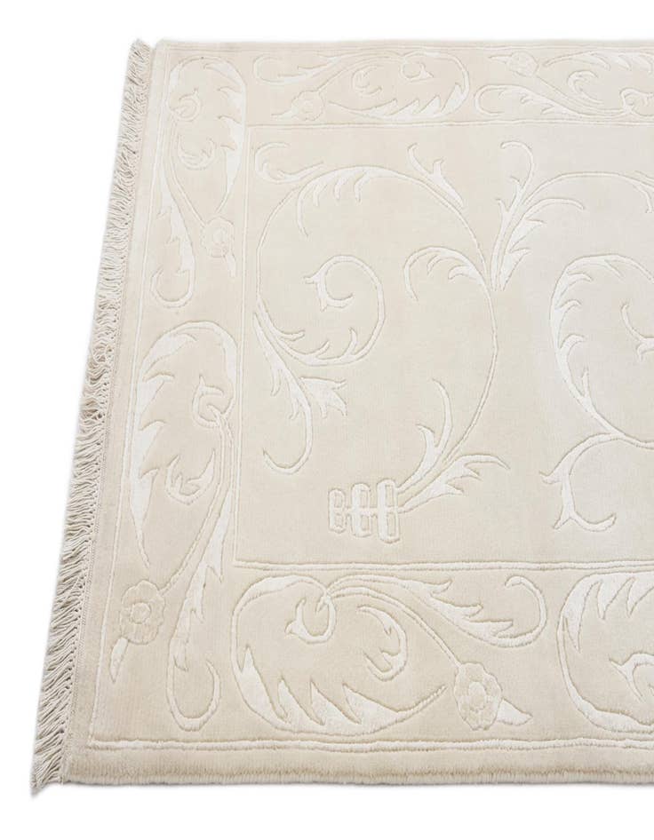 Detail image of  3' 3 x 9' 11  Hand Knotted Darya Wool Runner Rug