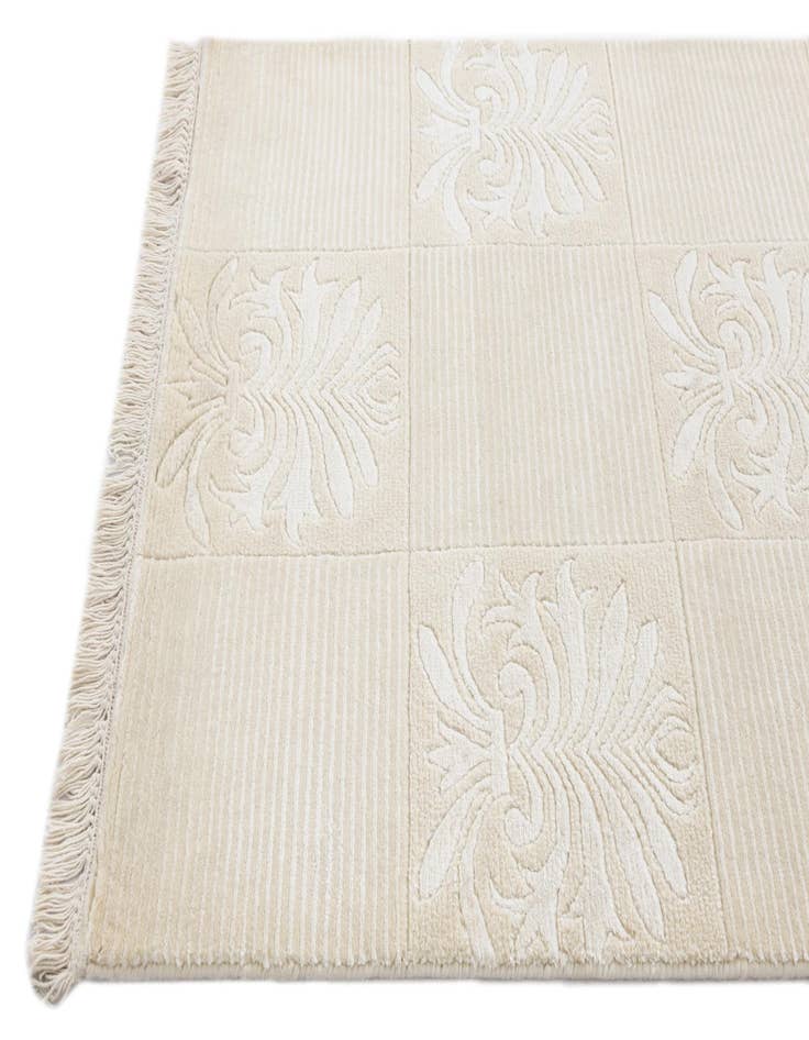 Detail image of  2' 7 x 13'  Hand Knotted Darya Wool Runner Rug