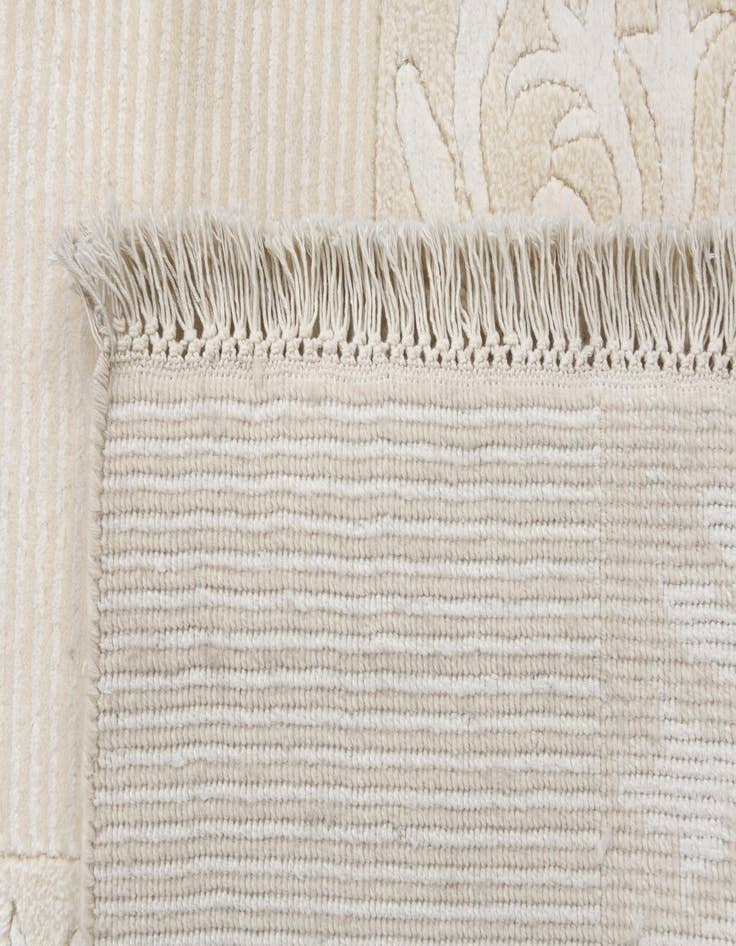 Detail image of  2' 7 x 13'  Hand Knotted Darya Wool Runner Rug