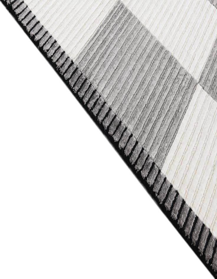 Detail image of  2' 7 x 13' 1  Hand Knotted Darya Wool Runner Rug