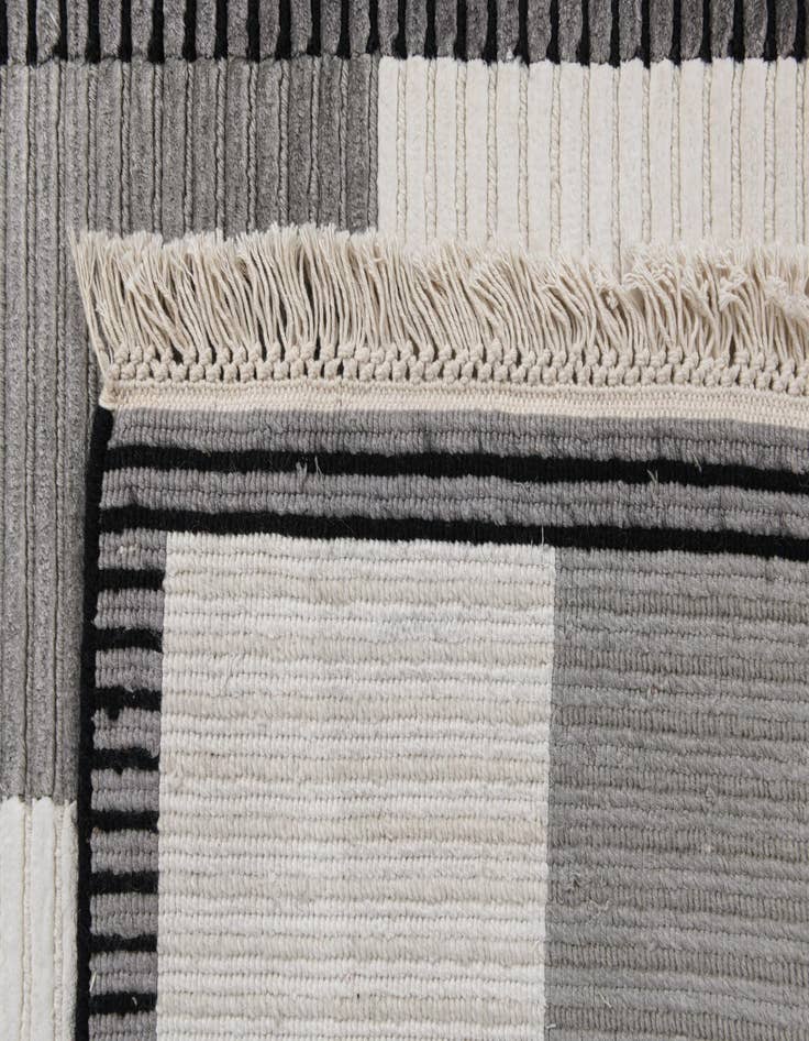 Detail image of  2' 7 x 13' 1  Hand Knotted Darya Wool Runner Rug