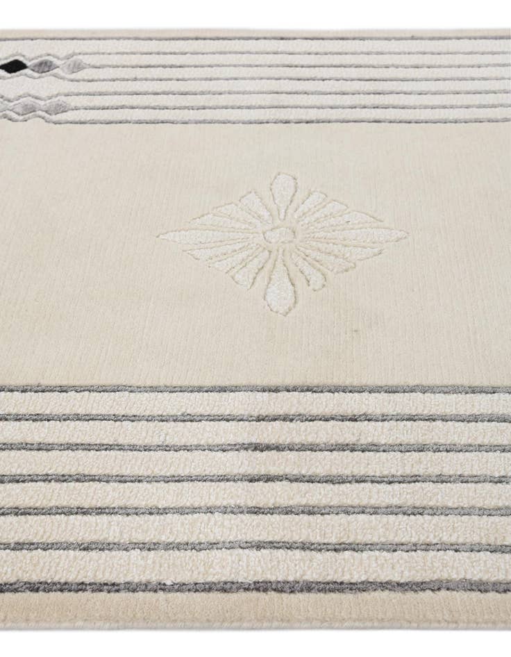 Detail image of  2' 7 x 12' 10  Hand Knotted Darya Wool Runner Rug