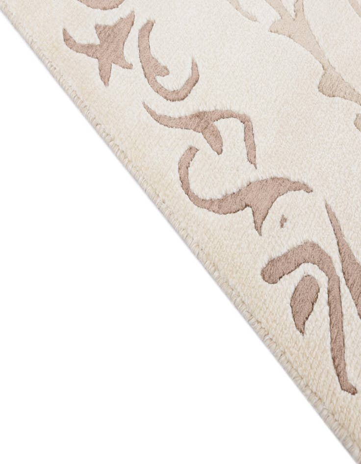 Detail image of  2' 7 x 13'  Hand Knotted Darya Wool Runner Rug