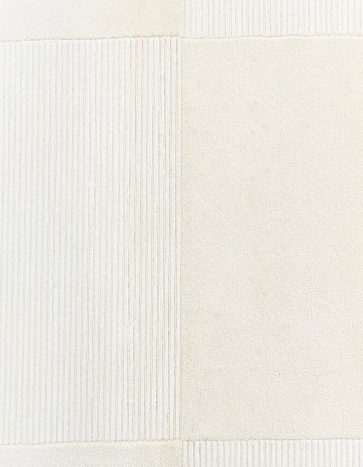 Detail image of  2' 7 x 9' 10  Hand Knotted Darya Wool Runner Rug