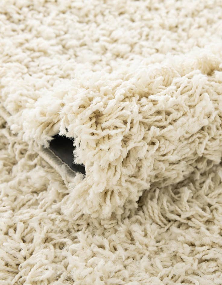 Detail image of  2' 6 x 13' Everyday Shag Runner Rug