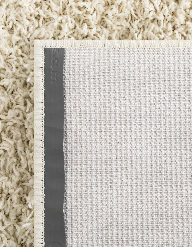 Detail image of  2' 6 x 13' Everyday Shag Runner Rug