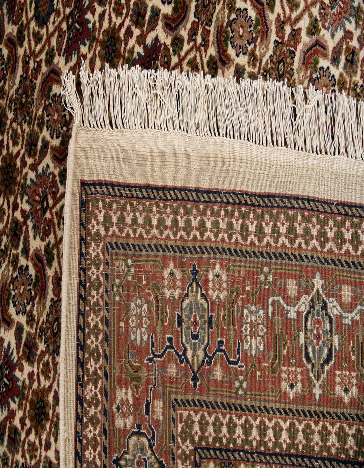 Detail image of  5' 4 x 11' 5  Hand Knotted Farahan Wool Runner Rug