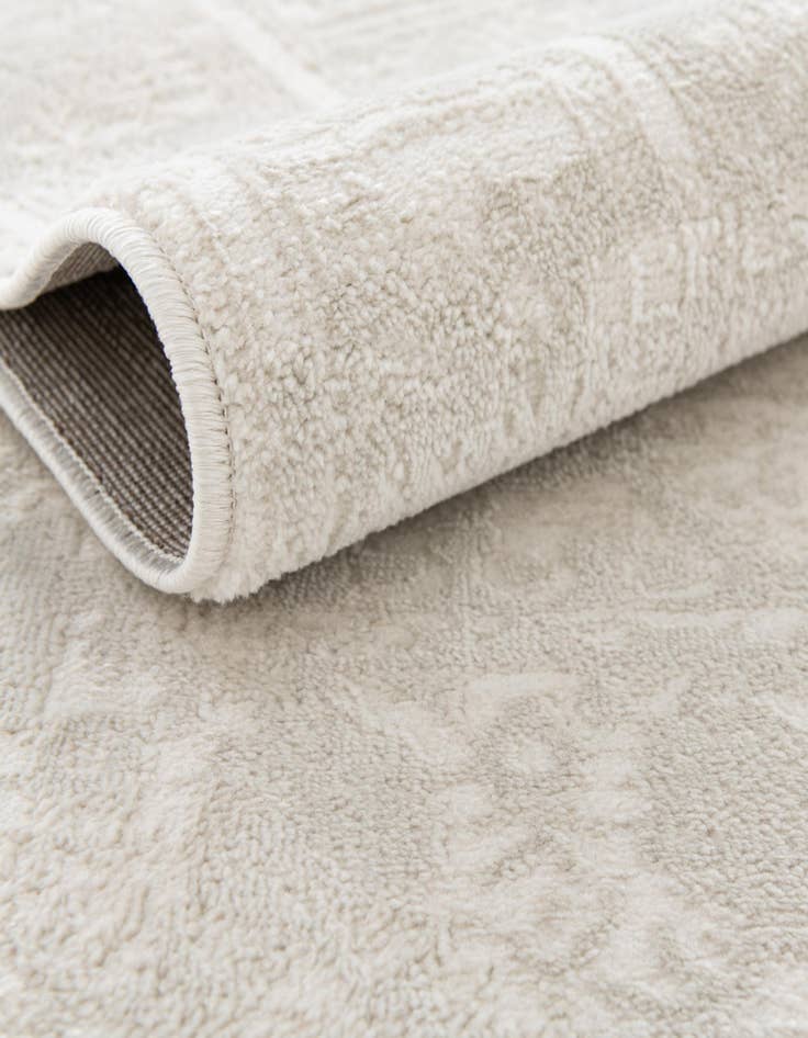 Detail image of  2' x 8' Finsbury Runner Rug