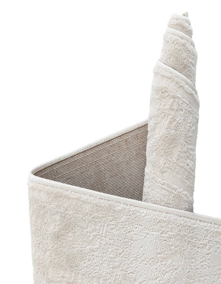 Detail image of  2' x 8' Finsbury Runner Rug