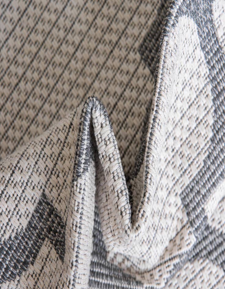 Detail image of  2' x 7' 10 Georgia Runner Rug