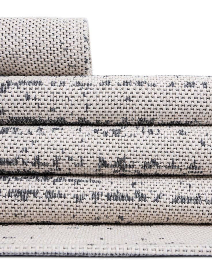 Detail image of  2' x 6' Georgia Runner Rug