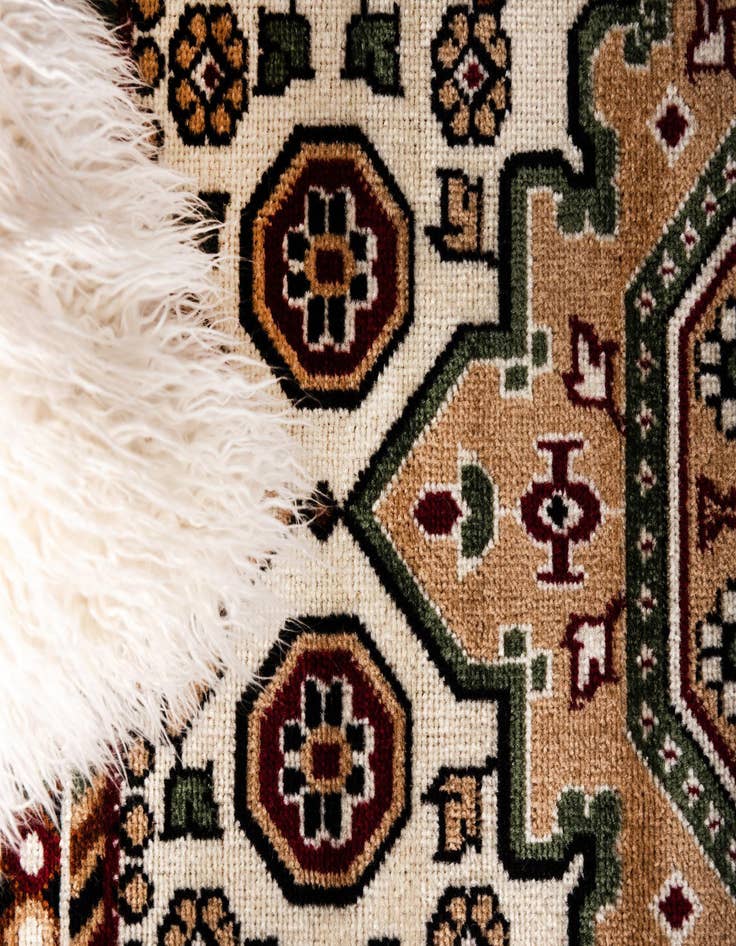 Detail image of  3' x 11' 10 Gharajeh Runner Rug