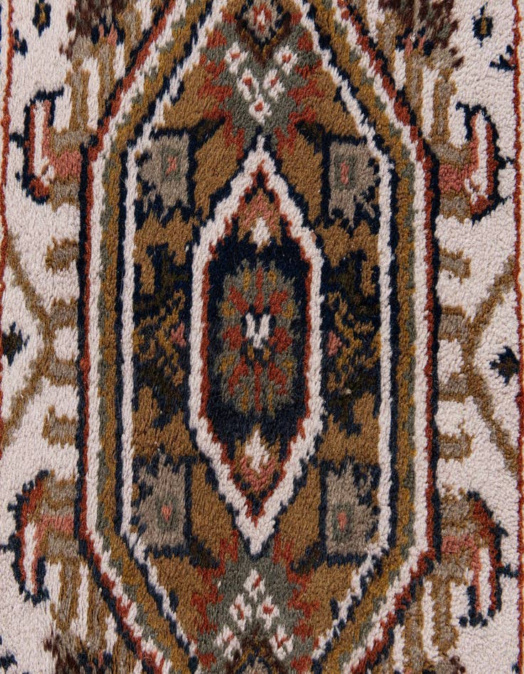 Detail image of  2' 4 x 4' 10  Hand Knotted Hamedan Wool Runner Rug