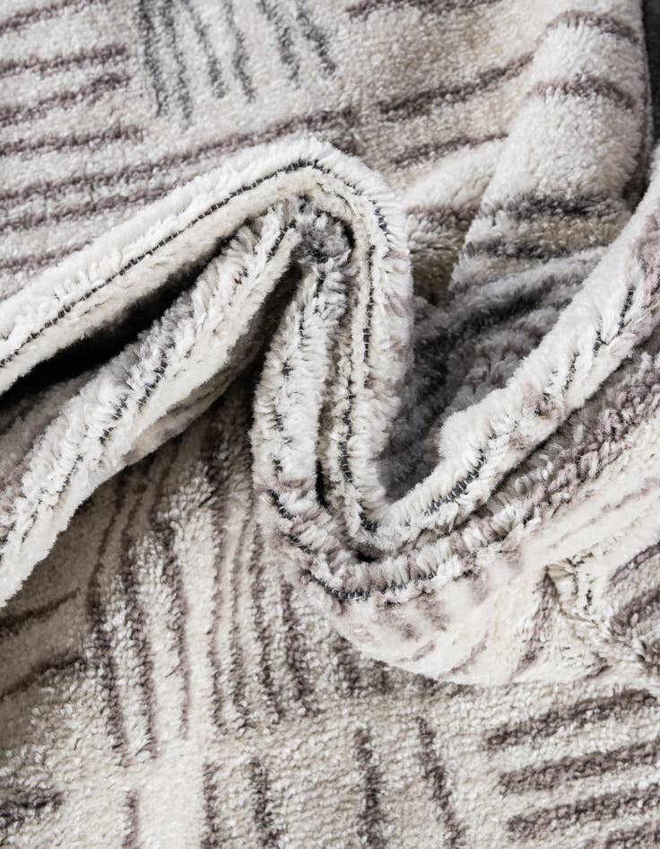 Detail image of  2' x 6' Hanahan Runner Rug