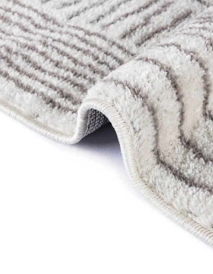 Detail image of  2' x 6' Hanahan Runner Rug