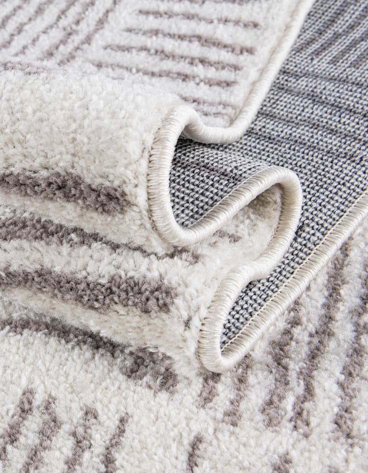 Detail image of  2' x 6' Hanahan Runner Rug