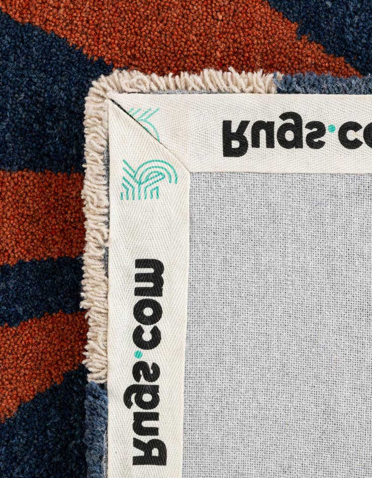 Detail image of  2' 7 x 8' Handtufted Wool Runner Rug