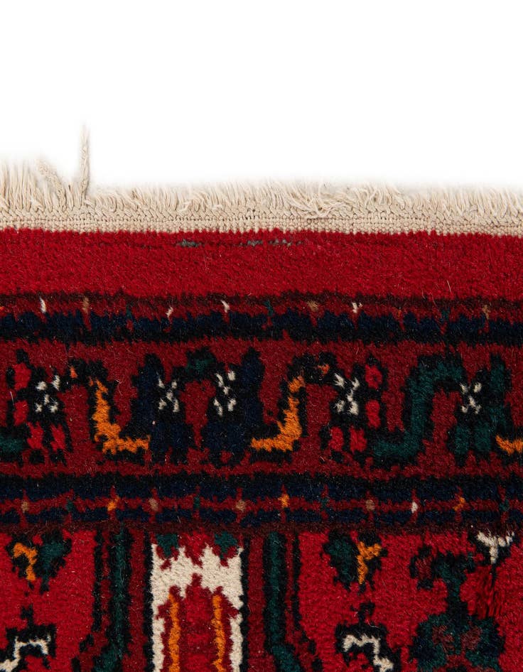 Detail image of  2' 3 x 4' 4  Hand Knotted Heriz Wool Runner Rug
