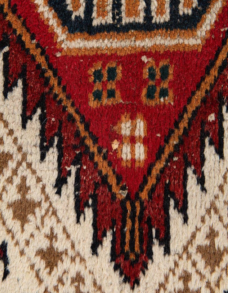 Detail image of  2' x 3' 11  Hand Knotted Heriz Wool Runner Rug