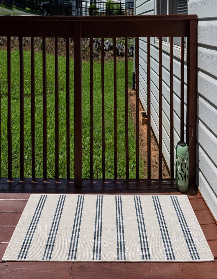 Detail image of  2' x 8'  Washable Jill Zarin Anguilla Indoor / Outdoor Runner Rug