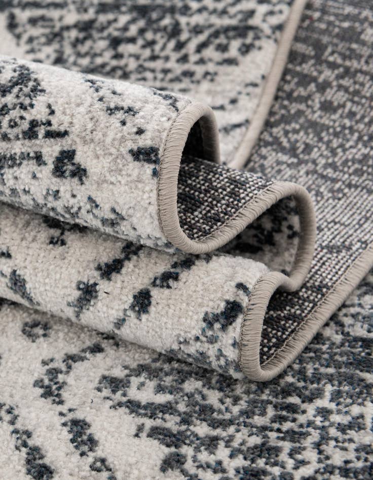 Detail image of  2' x 4' Kamala Washable Runner Rug